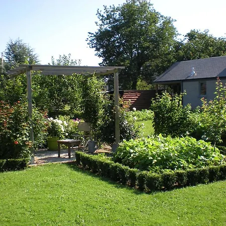 La Du Moulin Bed & Breakfast
