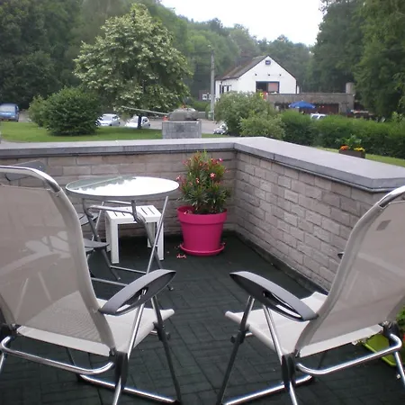 La Du Moulin Bed & Breakfast Hotton
